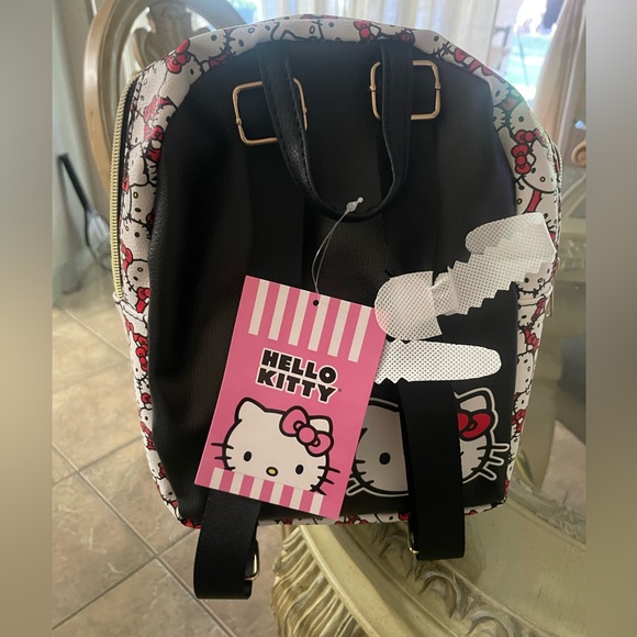 Hello Kitty Mini Backpack - Picture 3 of 3